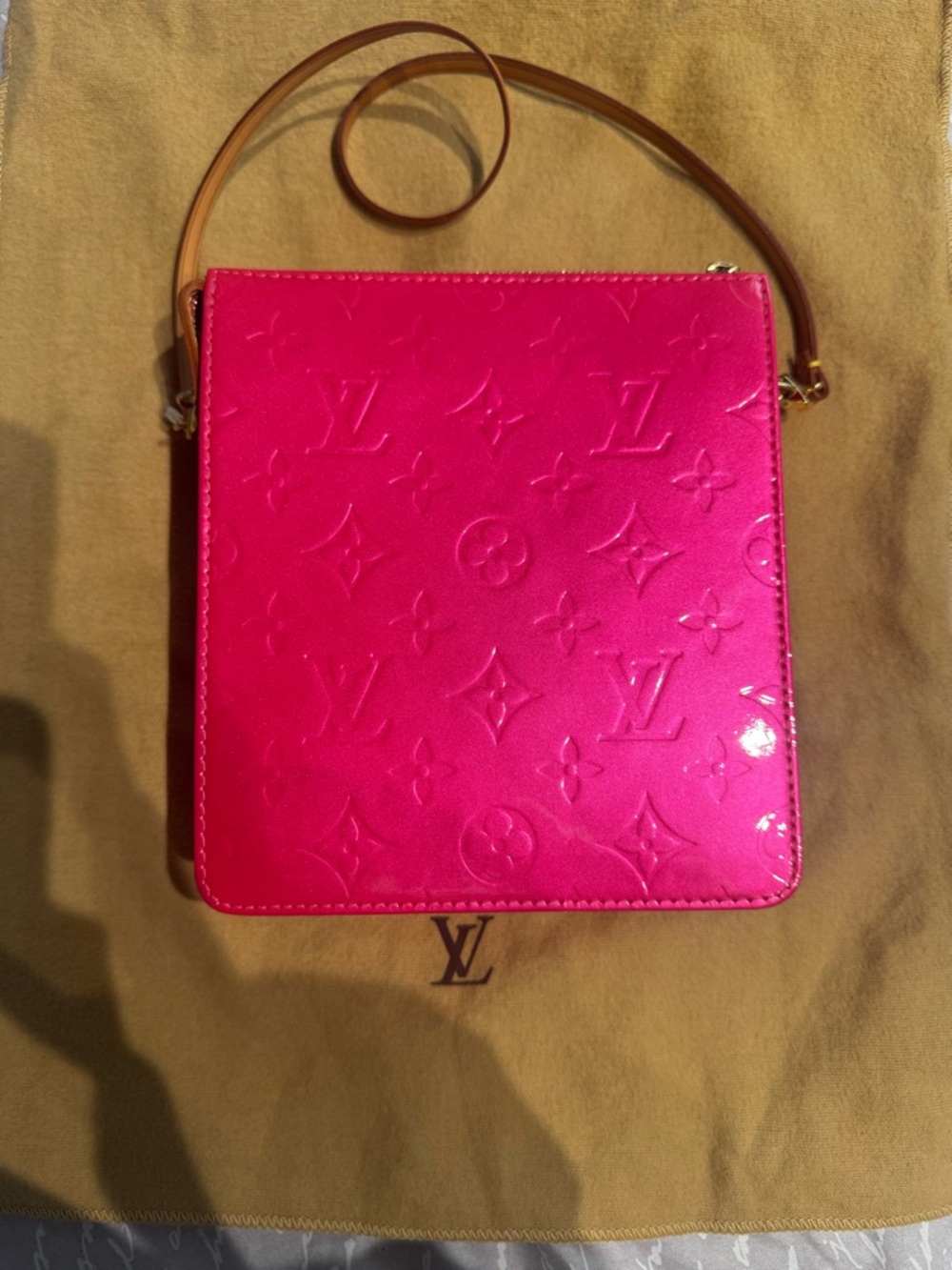 Louis Vuitton Hot Pink Vernis Monogram Square Crossbody